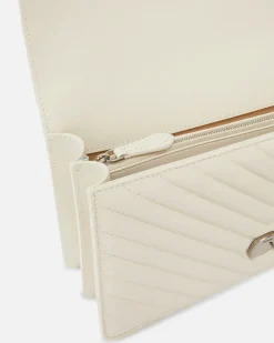 Classic Bag Chevron in pelle bianca con fibbia Love Birds argento e tracolla a catena regolabile