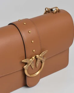 Classic Love Bag One color cuoio in pelle liscia con fibbia Love Birds dorata e tracolla a catena rimovibile
