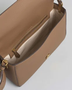 Classic Love Bag One Slouchy Pinko color cuoio in pelle liscia con fibbia Love Birds dorata