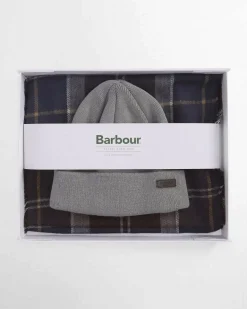 Cofanetto Barbour idea regalo composto da sciarpa tartan check marrone e blu e berretto grigio