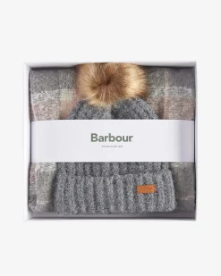 Cofanetto Barbour sciarpa a fantasia tartan rosa e berretto grigio a coste con pon pon in ecopelliccia