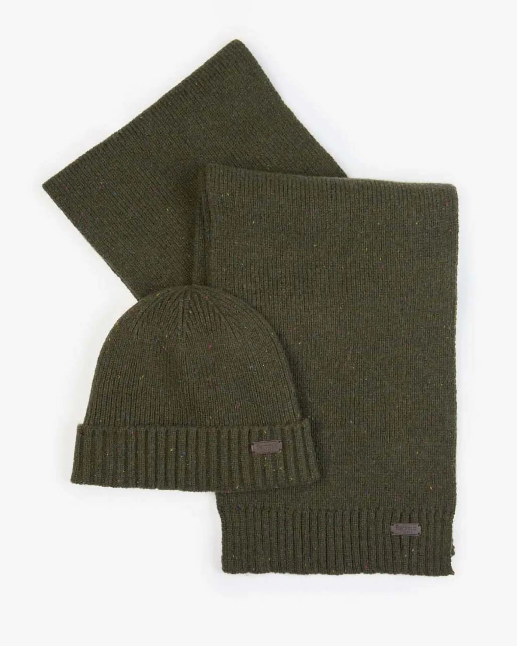 Cofanetto idea regalo Barbour composto da sciarpa e berretto verde militare in lana bottonata