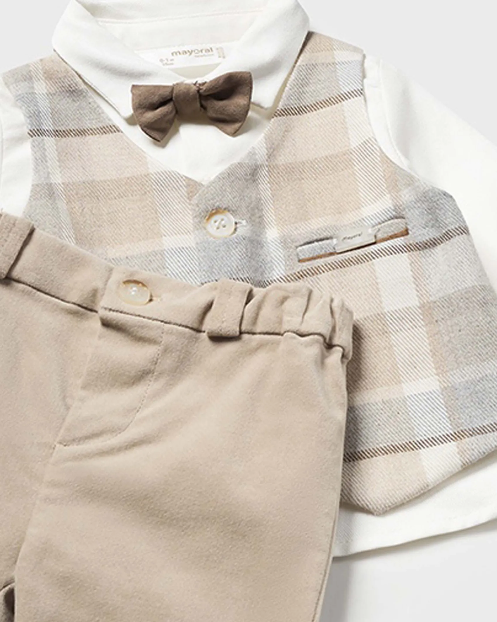 Completo biege grigio e bianco in cotone stretch a tre pezzi