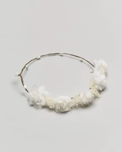 Coroncina con fiori bianchi in tulle