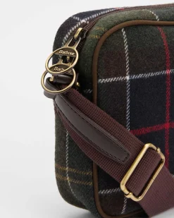 Cross bag Culross Barbour in tartan di misto lana verde e blu e tracolla in tessuto marrone