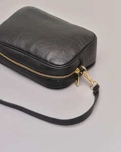 Cross bag in pelle nera effetto martellato