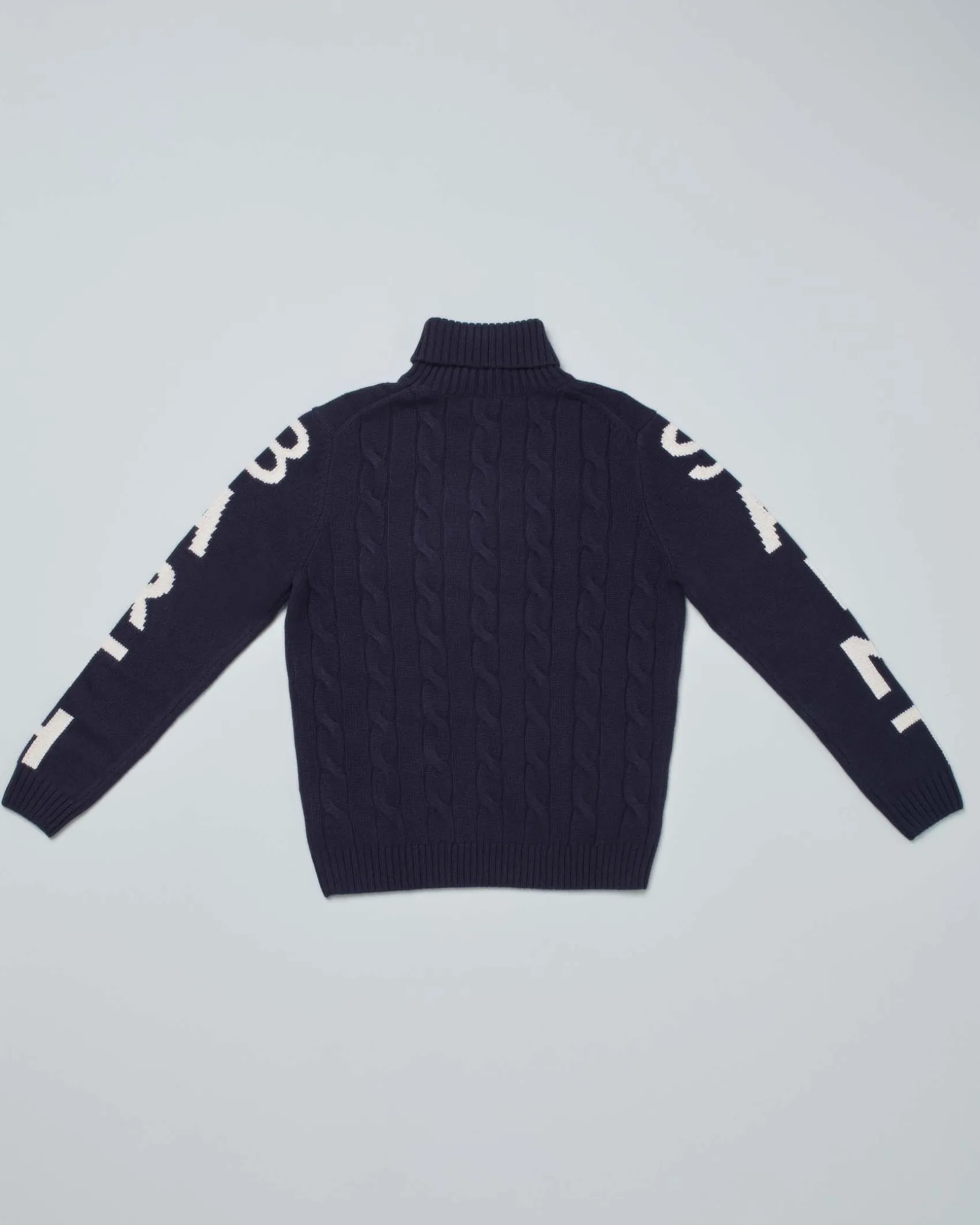 Dolcevita MC2 Saint Barth blu in misto lana e cashmere a trecce con maxi scritta logo sulle maniche