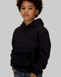Felpa Calvin Klein nera a maniche lunghe con cappuccio e maxi tasca frontale