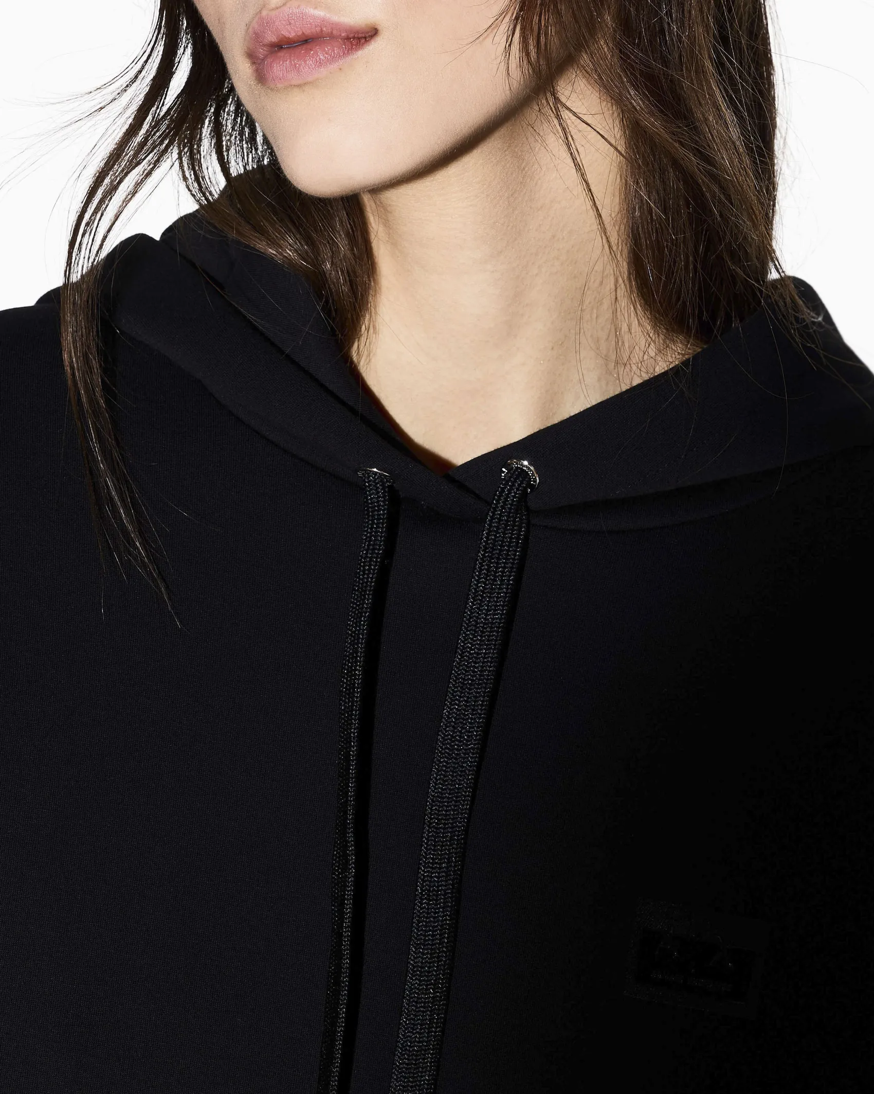 Felpa con cappuccio Armani Exchange nera in misto cotone con logo in rilievo
