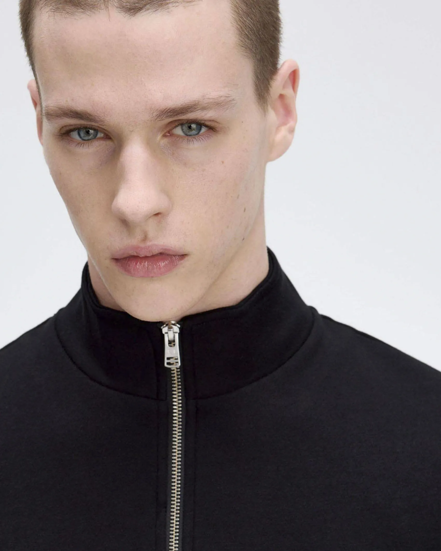 Felpa Fred Perry nera in cotone con apertura a mezza zip