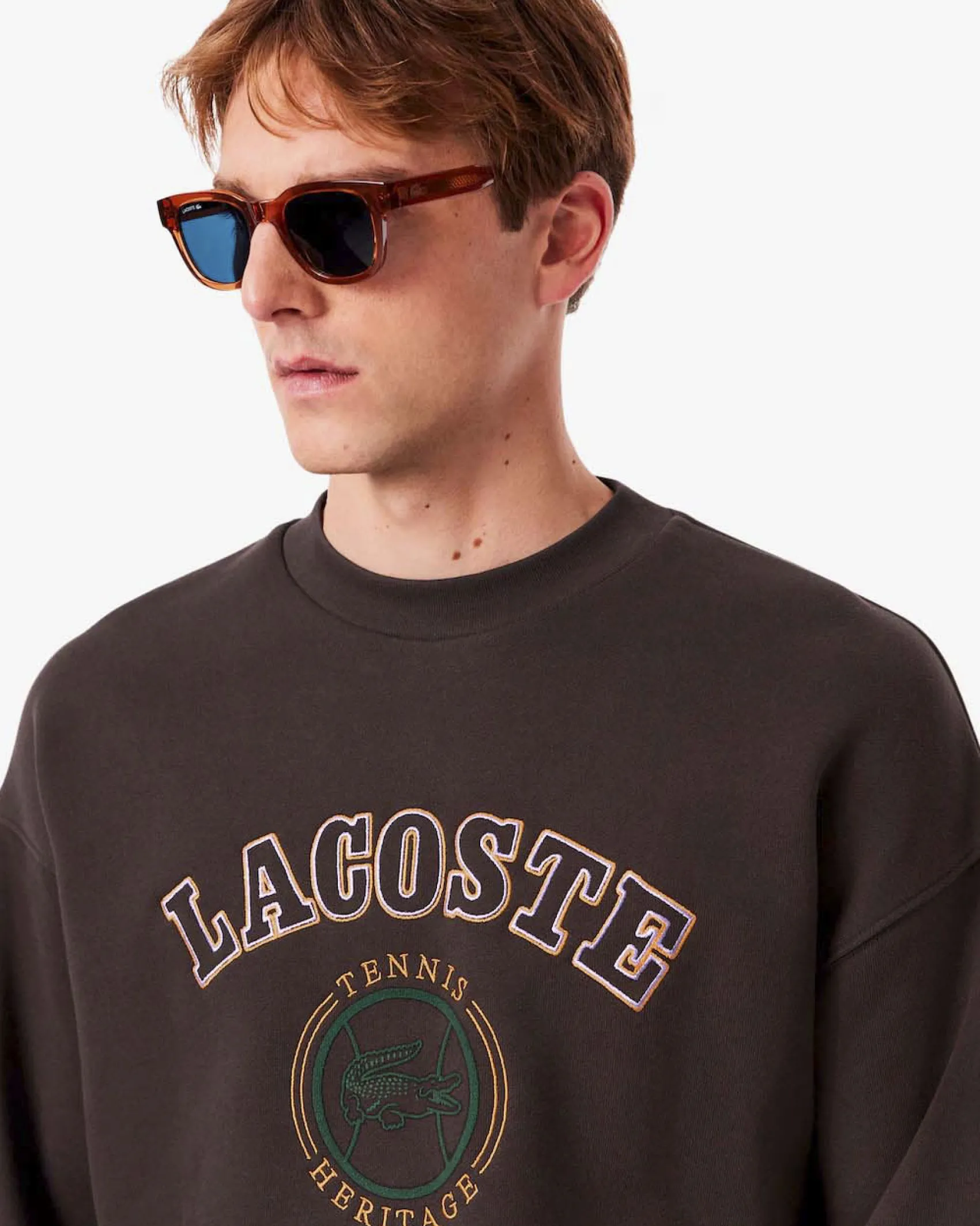 Felpa girocollo Lacoste loose-fit marrone con logo tennis heritage