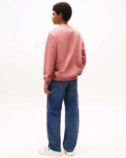 Felpa girocollo Tommy Jeans rosa con flag porta logo al petto