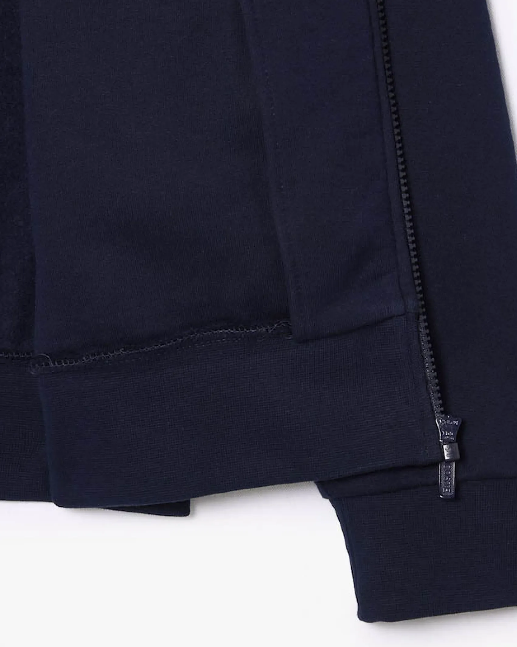 Felpa Lacoste blu con chiusura zip e logo ricamato sul petto