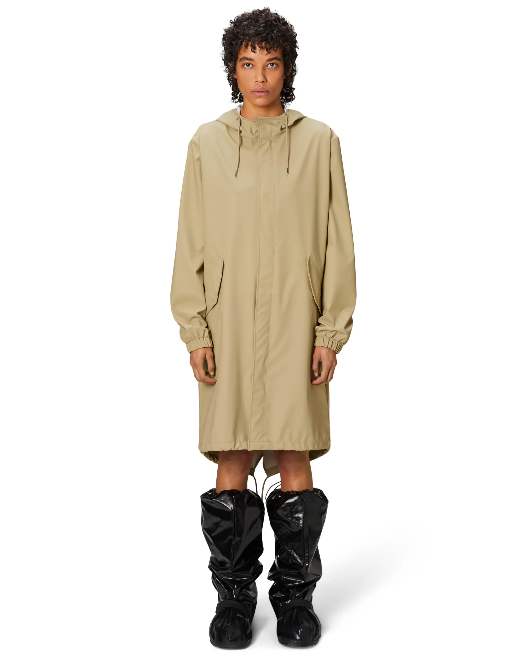 Fishtail Parka lungo color sabbia leggero con cappuccio fisso e visiera