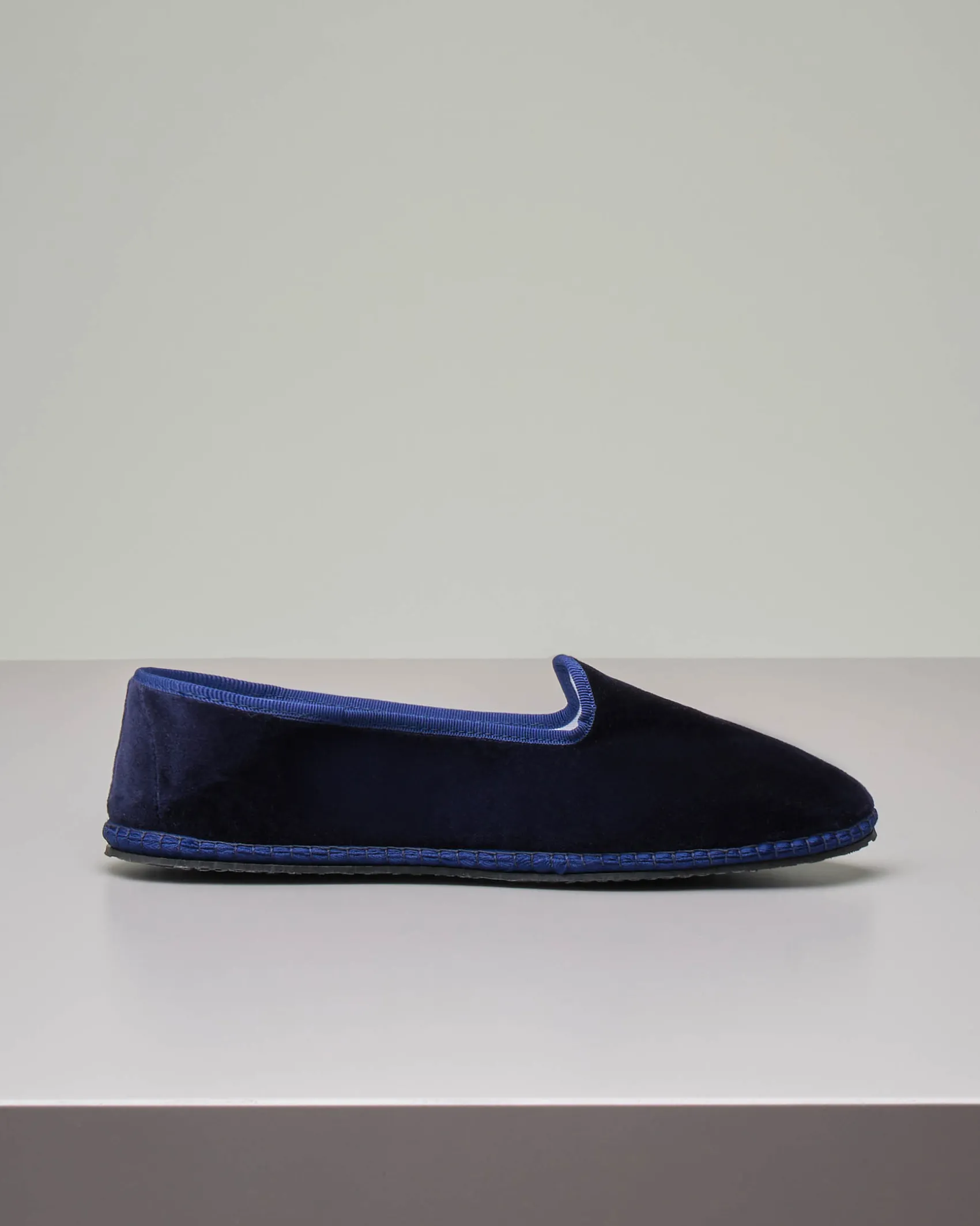 Friulane in velluto blu