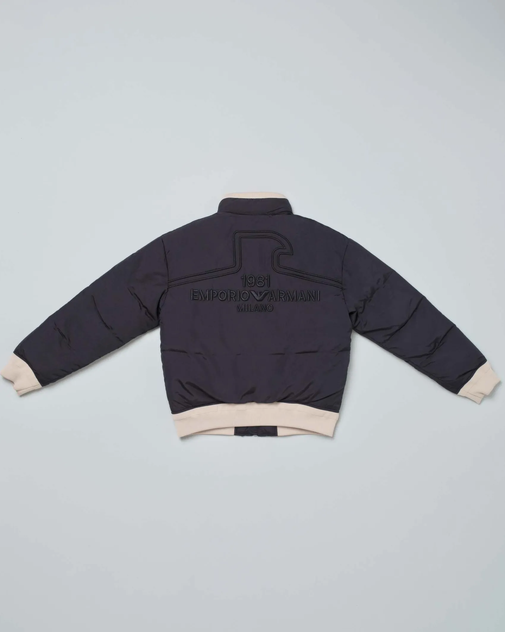 Giacca Emporio Armani bomber blu imbottita con profili beige