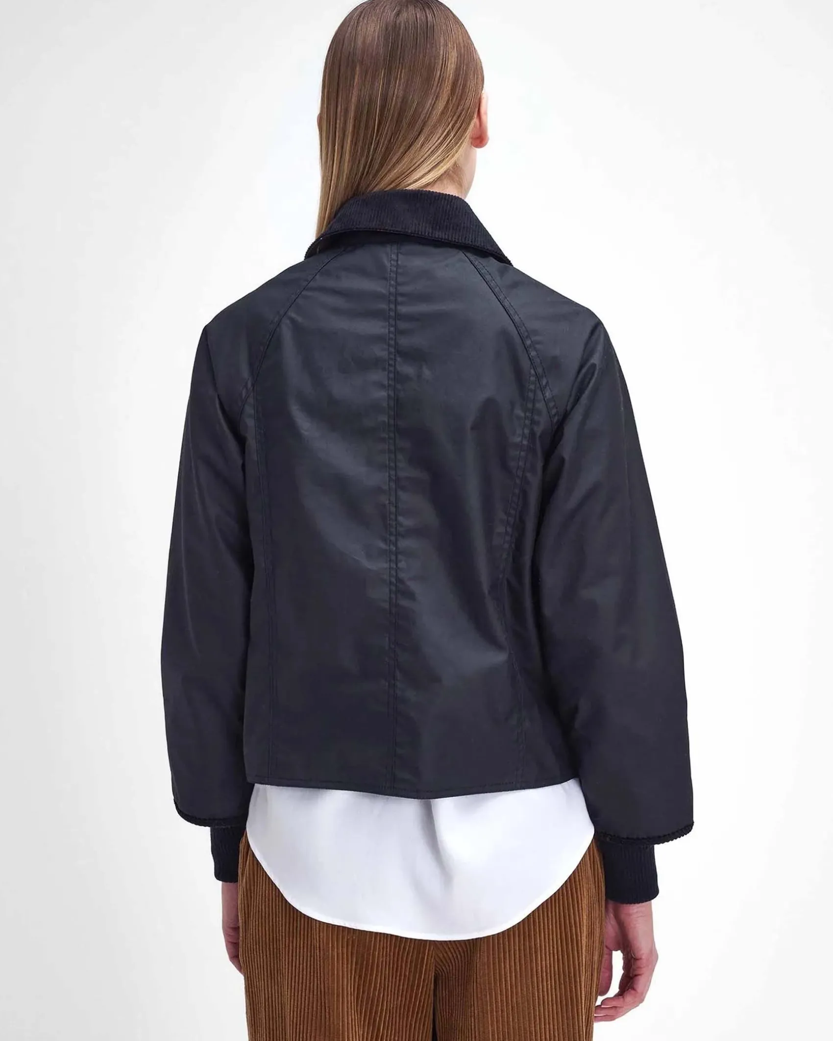 Giaccone cropped nero Beadnell in cotone cerato con colletto in cotone a costine