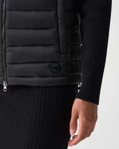 Giaccone nero imbottito Colmar Originals con maniche in maglia a coste e cappuccio fisso