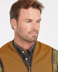 Gilet Barbour in pile color cammello con tasche a toppa