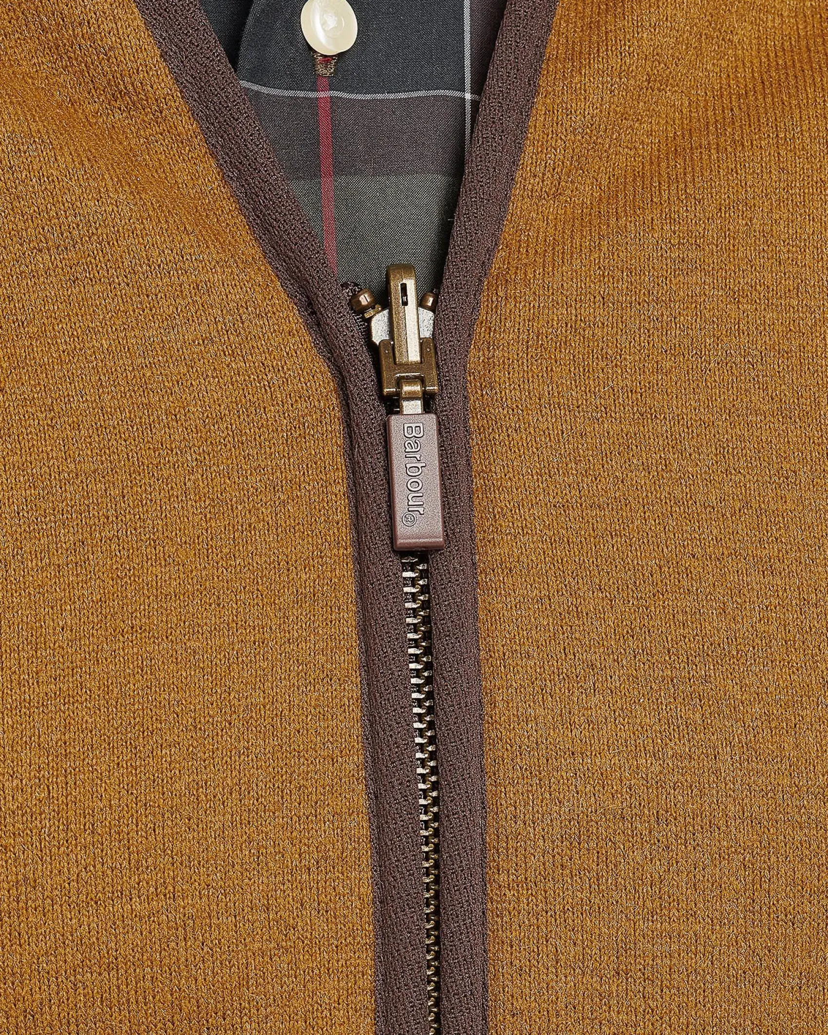 Gilet Barbour in pile color cammello con tasche a toppa