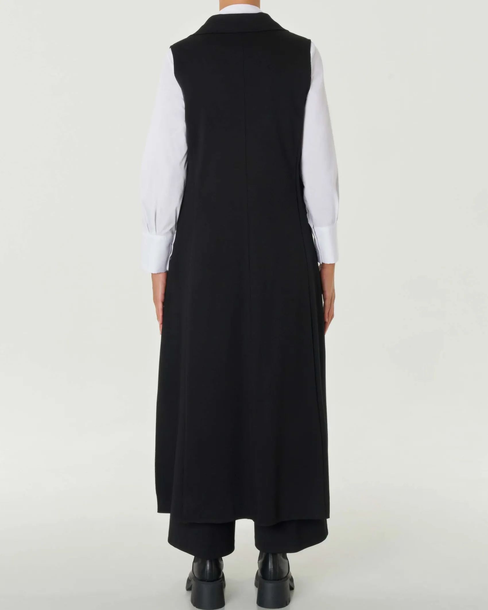 Gilet lungo nero in tricot di viscosa senza maniche con scollo a rever