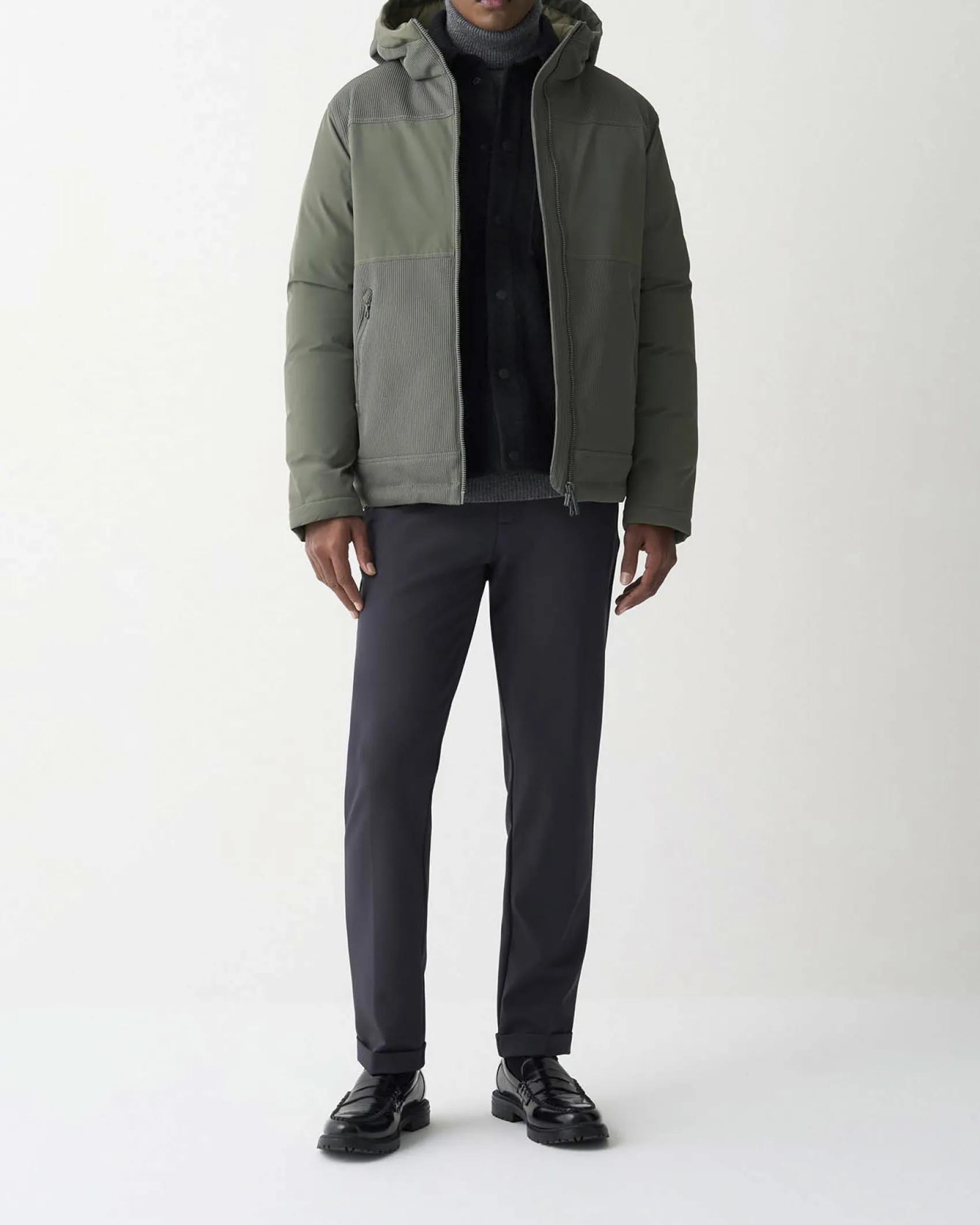 Giubbino Colmar Originals verde militare bi-tessuto con cappuccio e inserti su spalle e tasche in tecno maglia