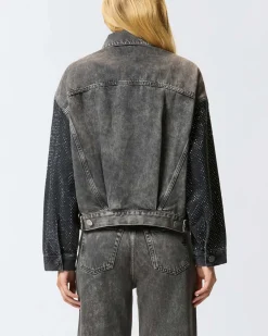 Giubbino trucker oversize nero delavè Pinko con decoro in strass tono su tono sulle maniche