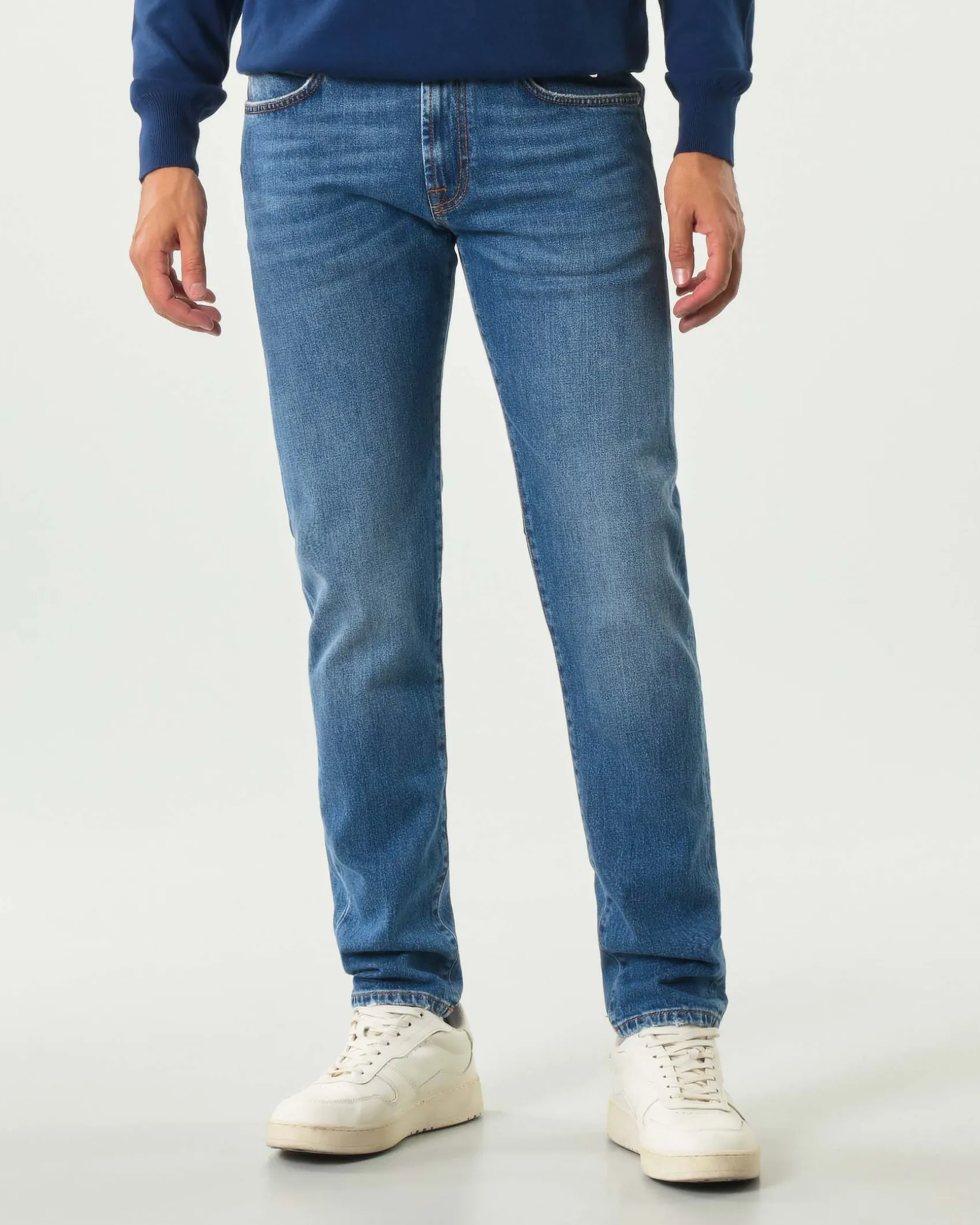 Jeans 517 Roy Roger's slim-fit in cotone stretch lavaggio Leland chiaro con baffature