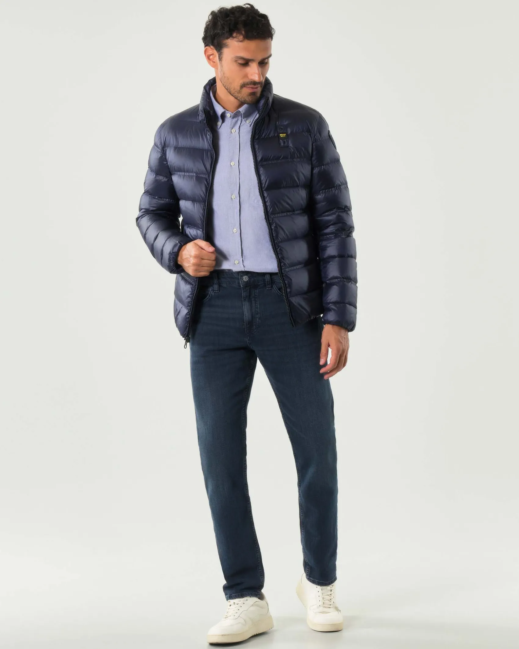 Jeans Boss Delaware slim-fit in cotone lavaggio scuro blu-black con leggere baffature