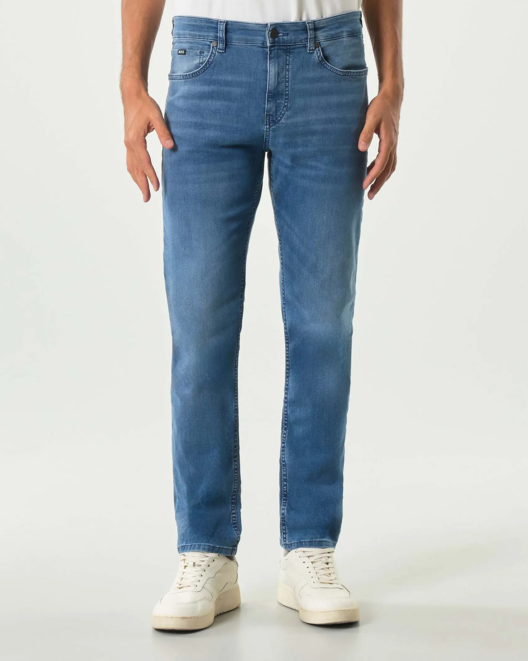 Jeans Boss Delaware slim-fit in cotone stretch lavaggio chiaro stone washed con leggere baffature