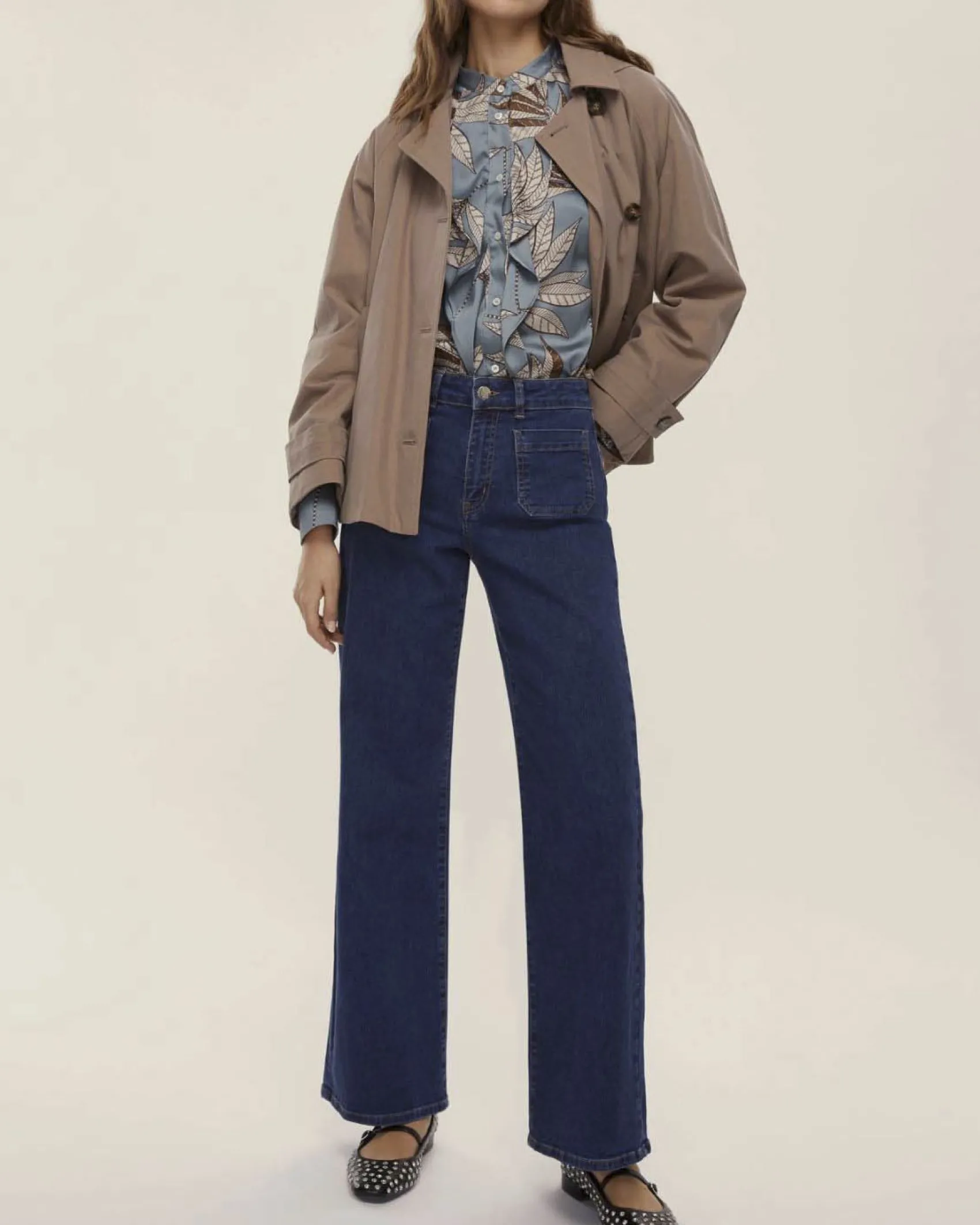 Jeans flare blu Emme Marella in cotone stretch con taschini applicati in vita