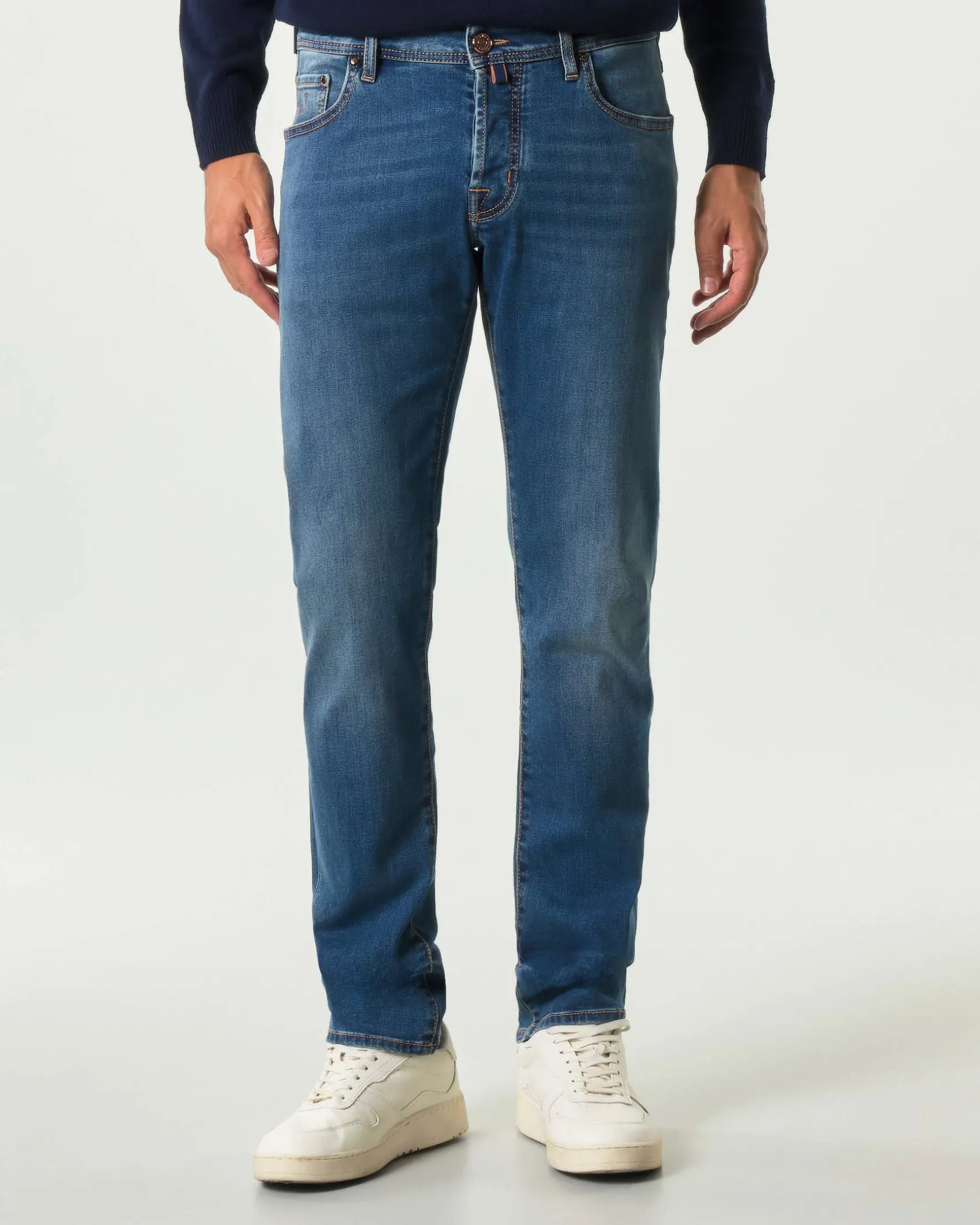 Jeans Jacob Cohen Nick slim-fit in cotone stretch lavaggio medio stone washed con baffature