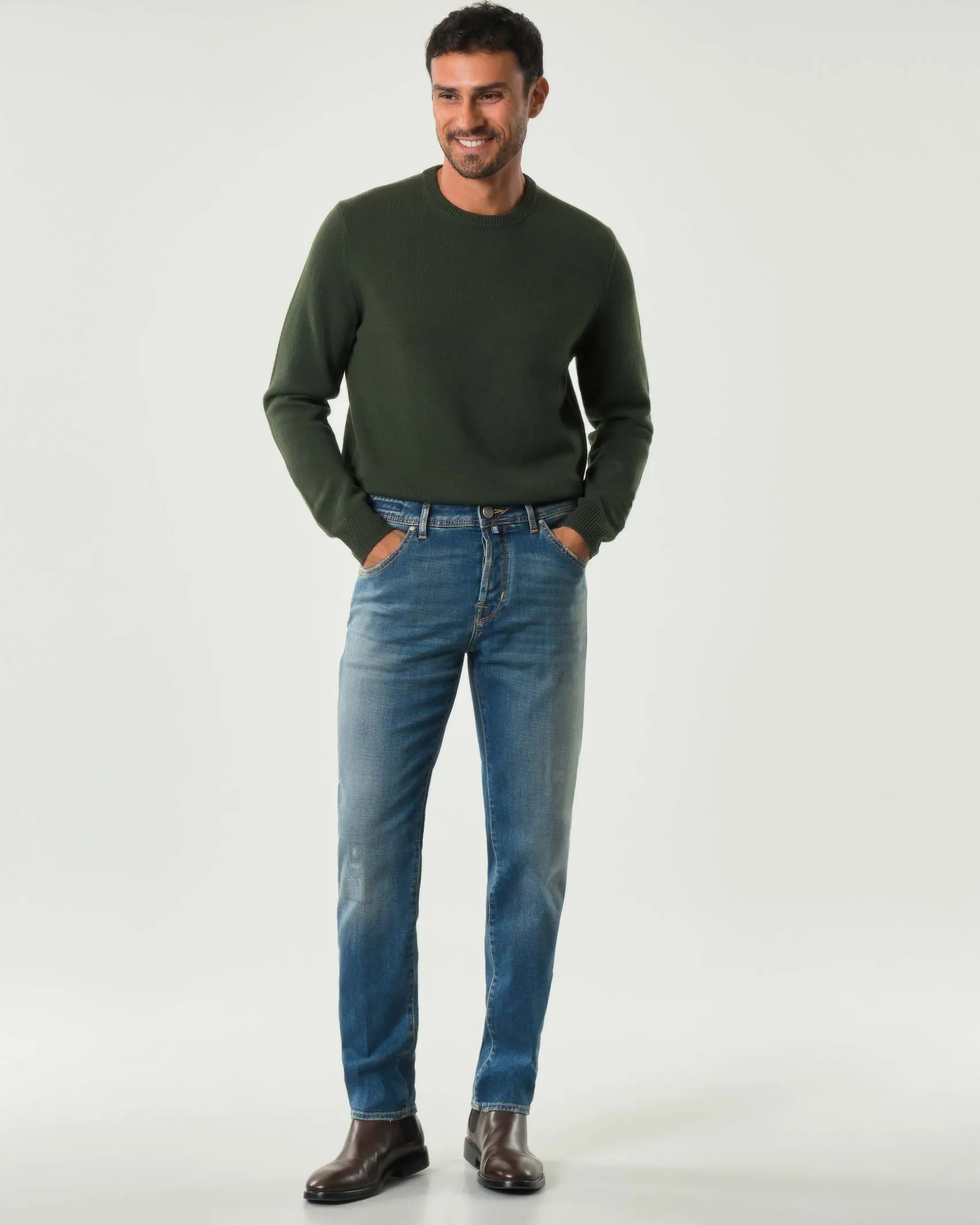 Jeans Jacob Cohen Scott carrot-fit in cotone stretch lavaggio chiaro stone washed con micro abrasioni