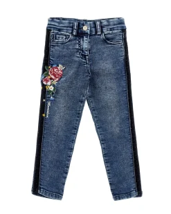 Jeans Monnalisa slim a lavaggio scuro delavé con ricami floreale e bande nere glitterate
