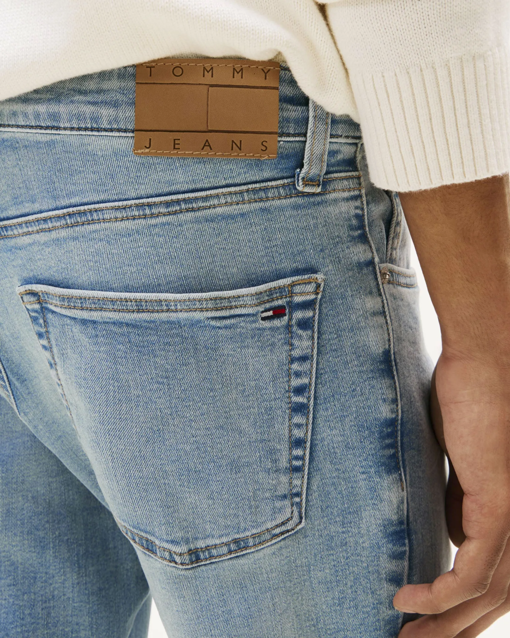 Jeans Scanton Tommy Jeans slim-fit in cotone stretch lavaggio chiaro bleach washed