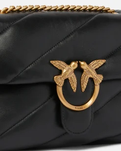 Love Bag Puff nera in nappa misura media con motivo matelassè obliquo e fibbia dorata Love Birds