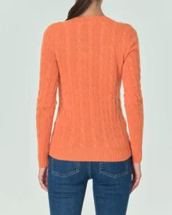 Maglia arancione lavorata a trecce in misto lana e cachemire con logo ricamato a contrasto sul petto
