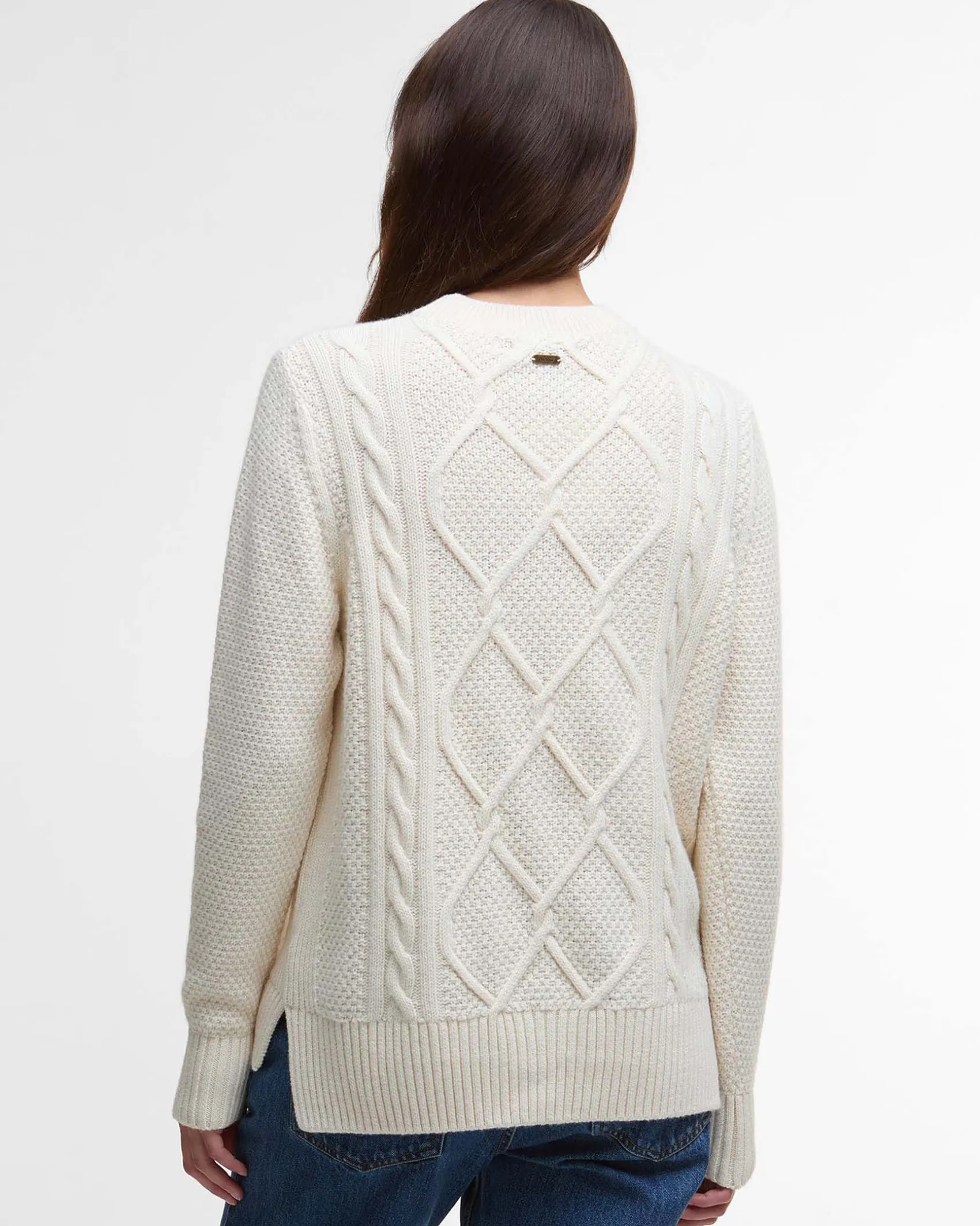 Maglia bianca Barbour Burne in lana e cotone con motivo a trecce fronte e retro e spacchetti laterali