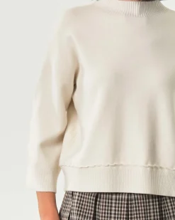 Maglia bianca Hlo! colo avorio in misto viscosa con maniche tre quarti e motivo a intarsio sul fondo