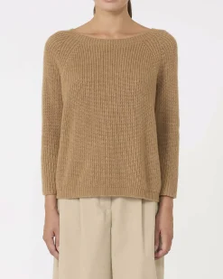 Maglia color cammello Weekend Max Mara in misto mohari a coste con maniche raglan