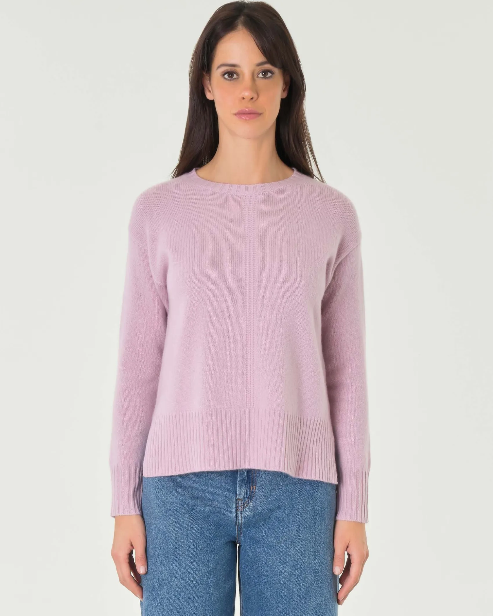 Maglia color cipria in pura lana con lavorazione cardata verticale