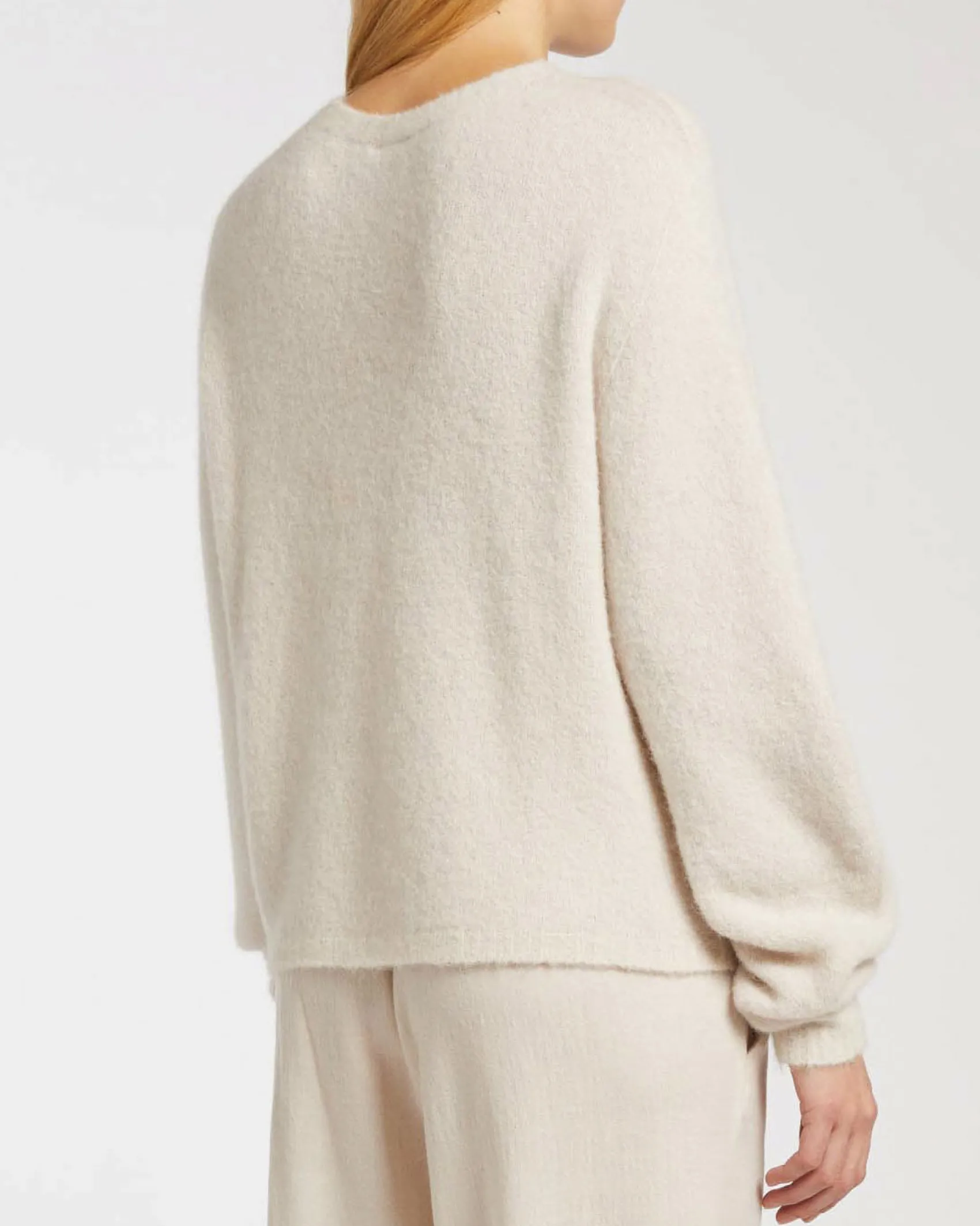Maglia color gesso Marella in misto alpaca stretch dal fit boxy e giromanica sceso