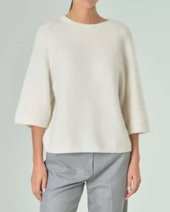 Maglia color panna in misto alpaca con scollo tondo e maniche ampie a tre quarti