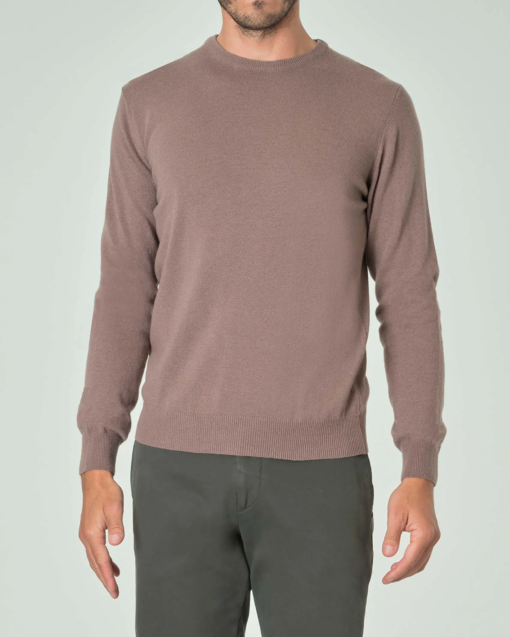 Maglia girocollo Ashki.i color noce in misto lana e cachemire