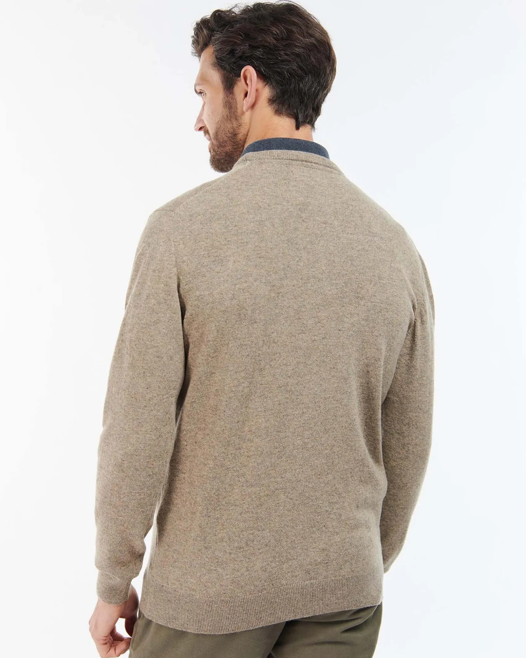 Maglia girocollo Barbour beige in pura lana