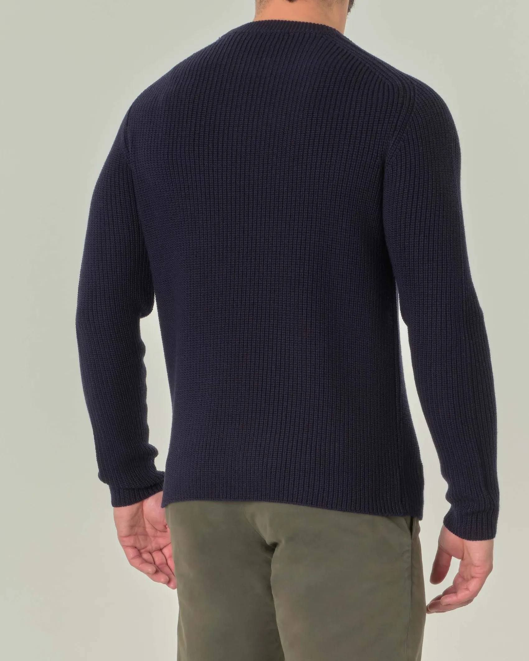 Maglia girocollo Pellizzari blu navy in pura lana merinos finezza 7 lavorato a coste inglesi