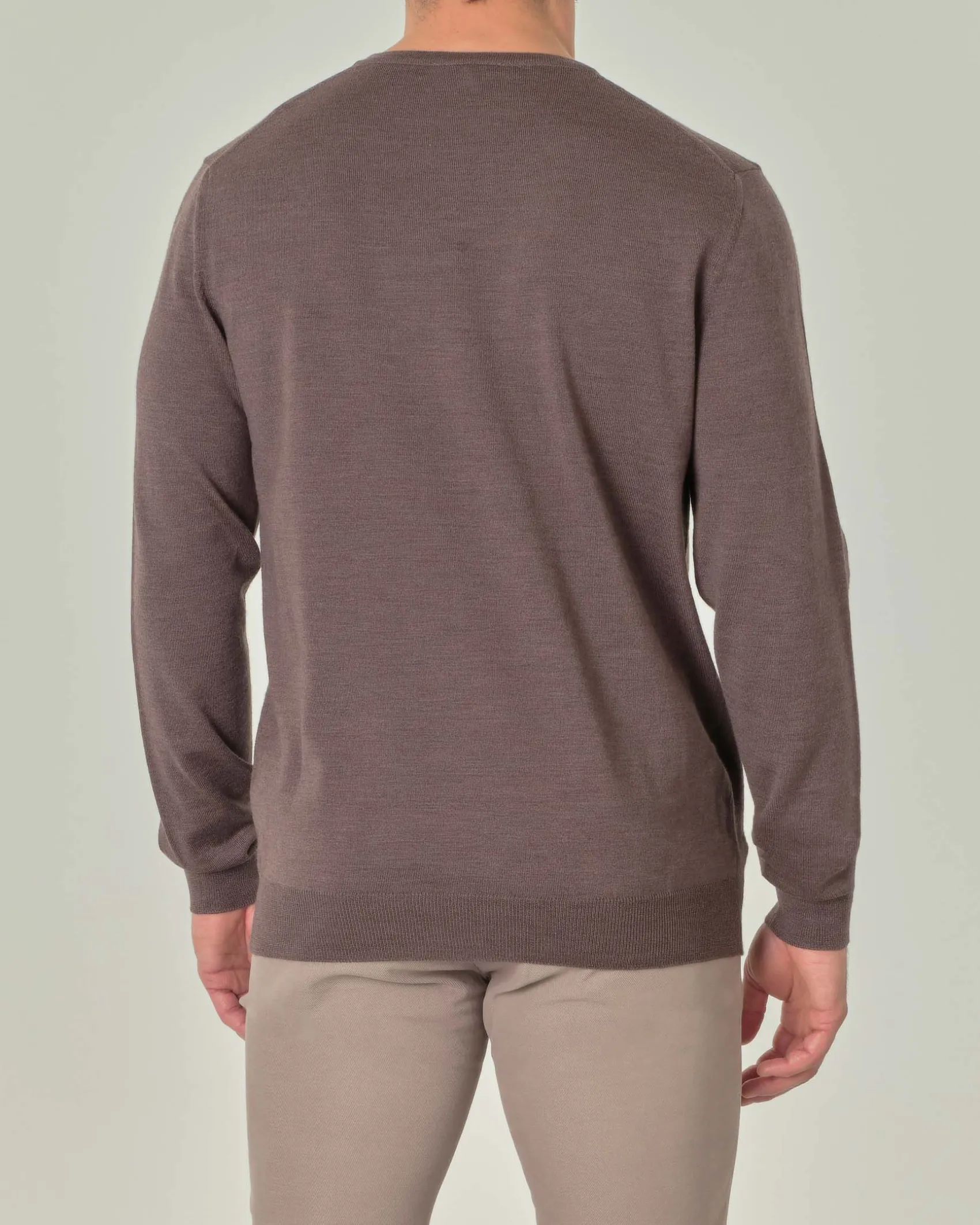 Maglia girocollo Pellizzari color noce in pura lana merino