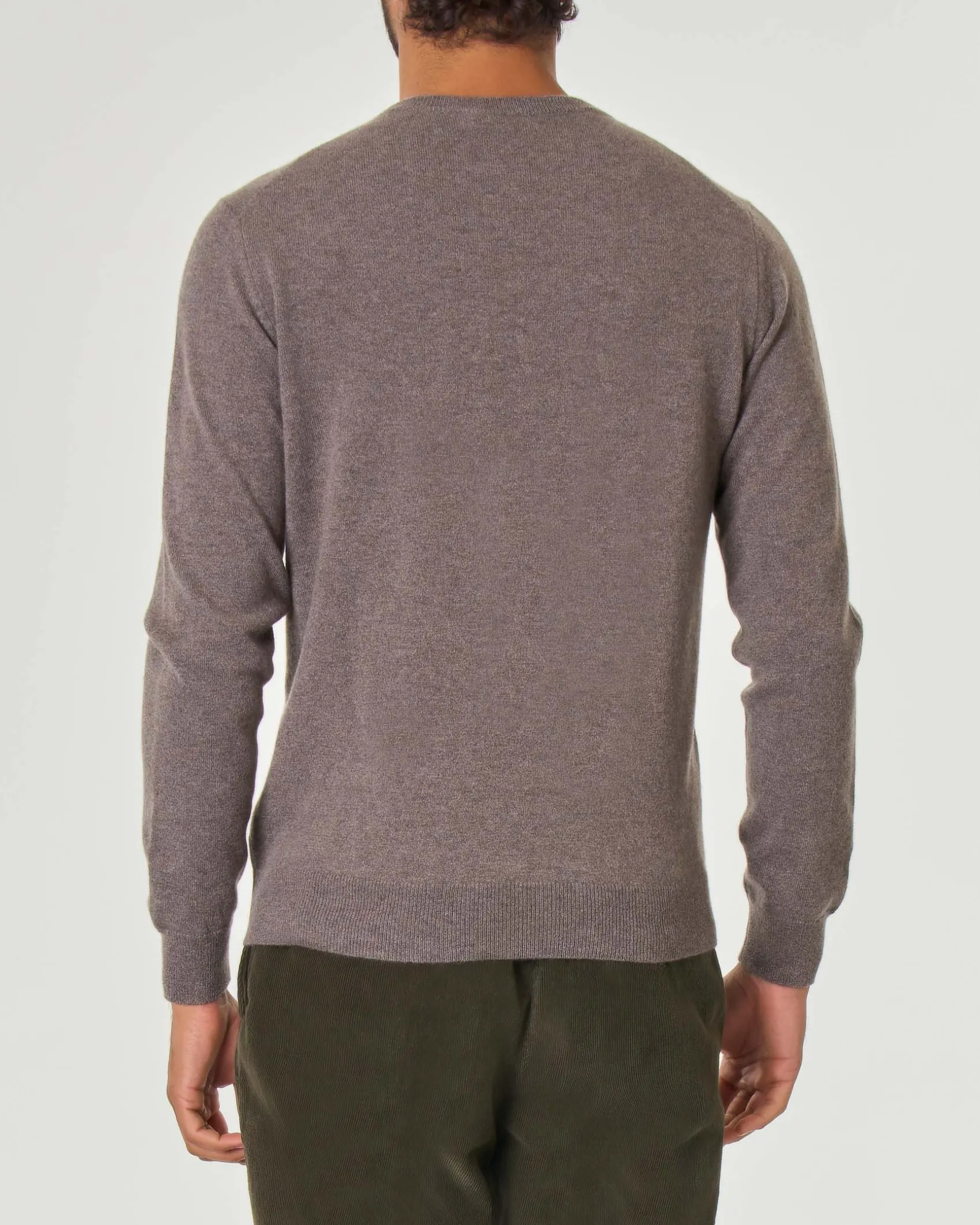 Maglia girocollo Pellizzari color fango in puro cachemire