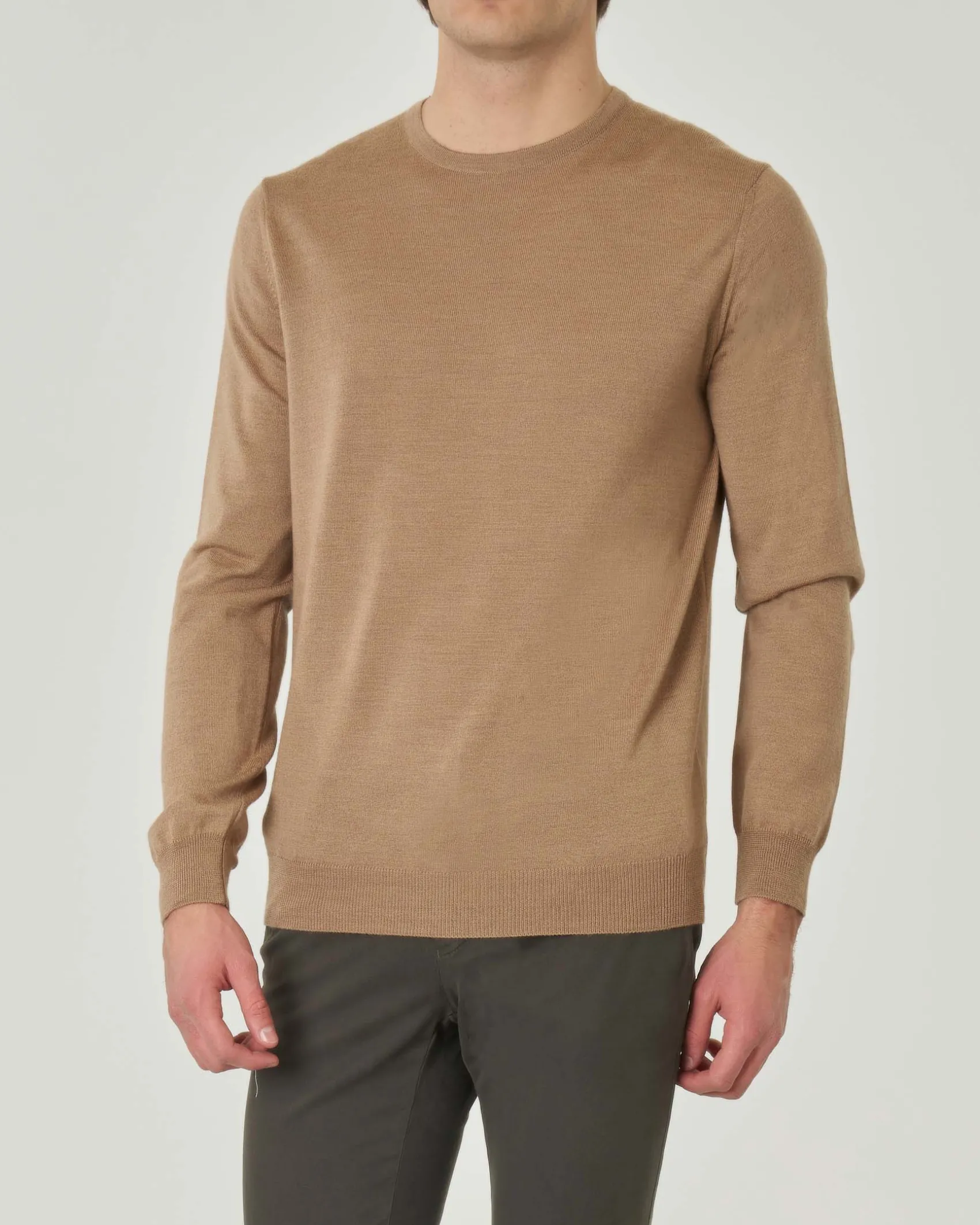 Maglia girocollo Pellizzari color cammello in pura lana merino