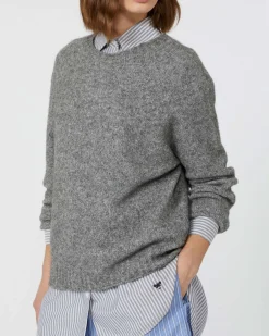 Maglia grigia Weekend Max Mara in bouclè di alpaca con maniche raglan